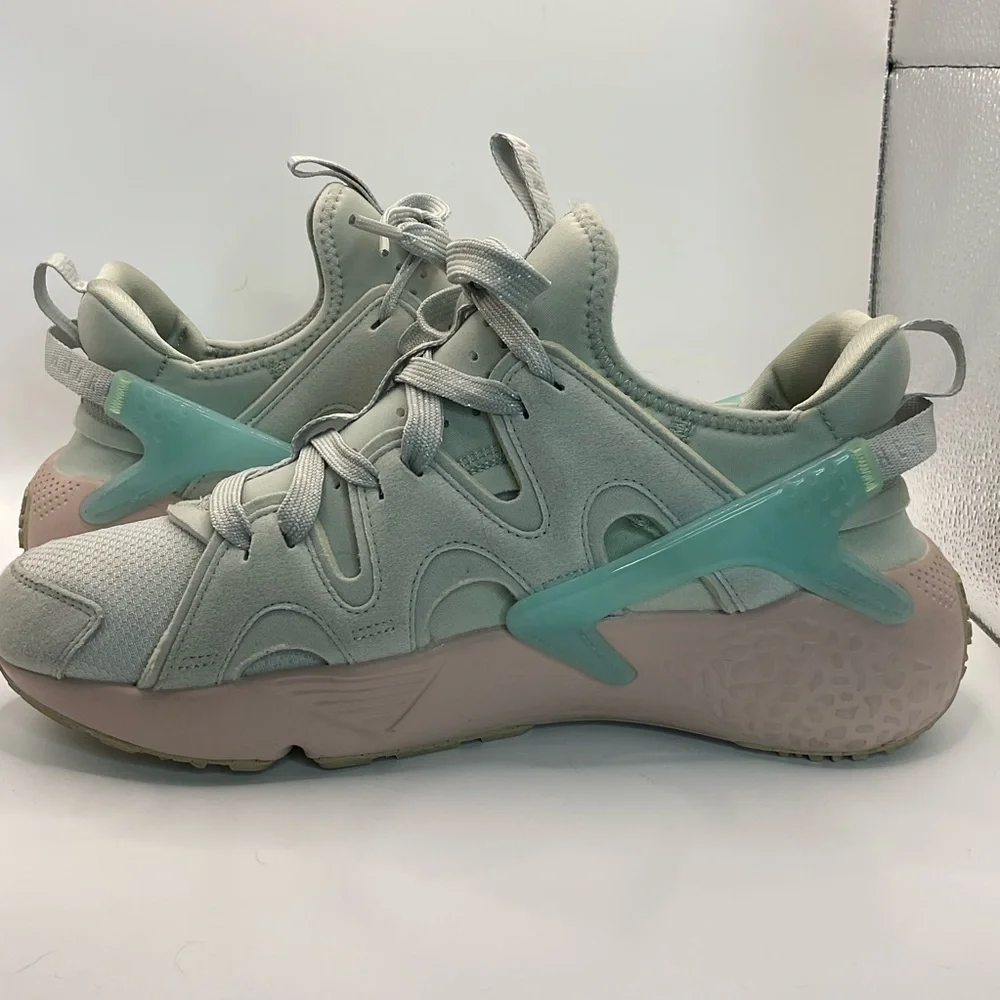 NIKE AIR HUARACHE CRAFT SHOE CASUAL LIGHT SILVER/OCEAN BLISS/PINK SZ 12